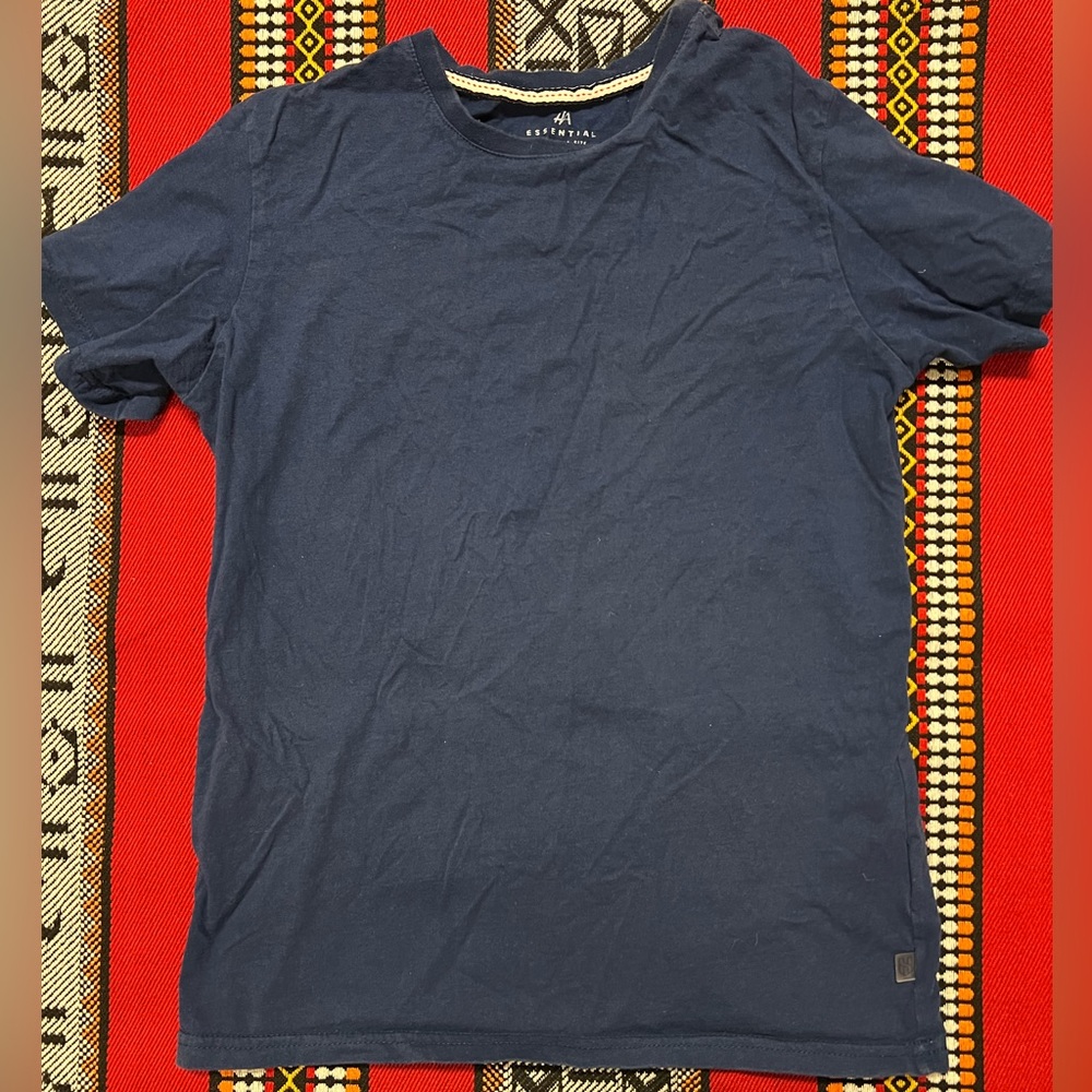 Essential Crew Neck Tee by HA - Size Small